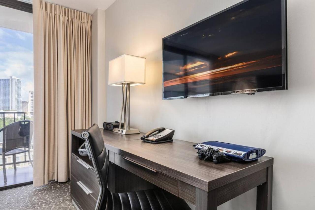 Incredible Location Free Parking In Waikiki Villa Honolulu Exterior photo